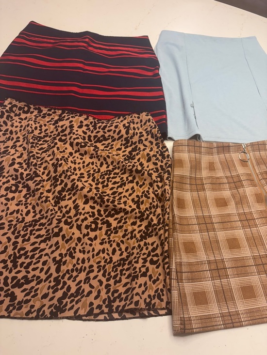 SHEIN Dresses & Skirts - Assorted Women's Skirts Bundle - Black/Red, Light Blue, Brown Leopard, Tan Plaid